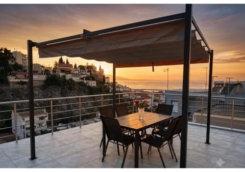Natural landscape, View (from property/room), Balcony/Terrace, Sea view
