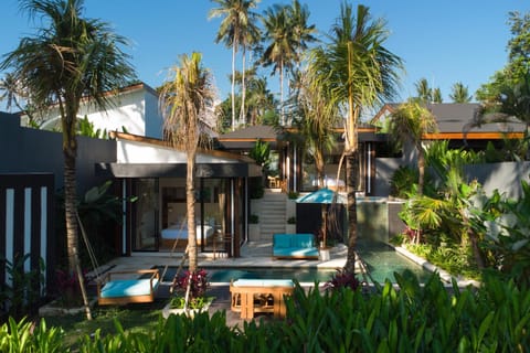 Property building, Day, Garden, Garden view, Pool view, Swimming pool