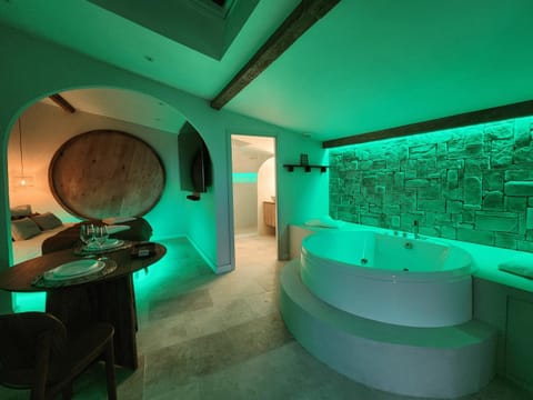 Hot Tub
