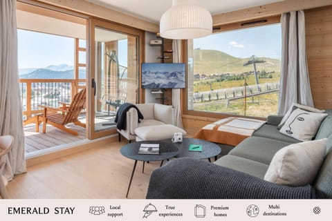 View (from property/room), Living room, Seating area