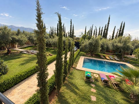 Day, Natural landscape, Garden, Garden view, Mountain view, Pool view, sunbed