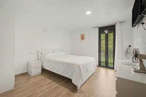 Property building, Living room, Bedroom