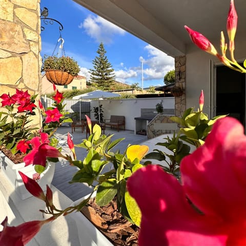 Patio, Balcony/Terrace, Garden view