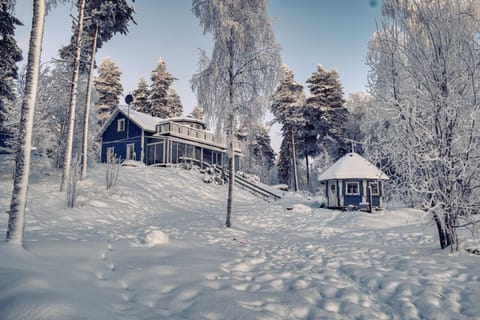Property building, Winter