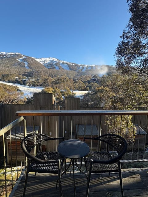 Natural landscape, View (from property/room), Balcony/Terrace, Mountain view