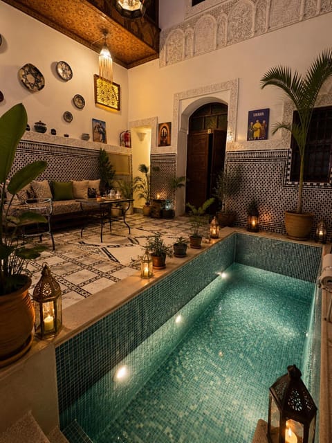 Hot Tub, Pool view, Swimming pool, sunbed
