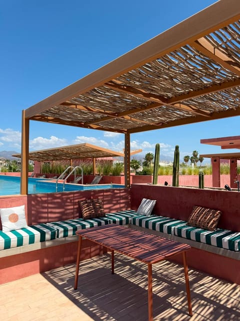 Balcony/Terrace, Pool view, Swimming pool
