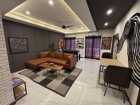 Property building, Children play ground, TV and multimedia, Living room, Seating area, Dining area, fireplace