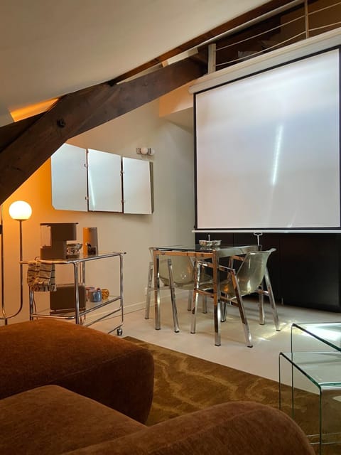 TV and multimedia, Living room