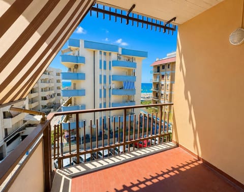 Property building, Day, View (from property/room), Balcony/Terrace, City view