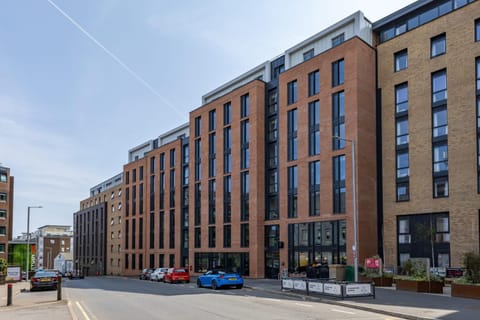 Property building, Street view