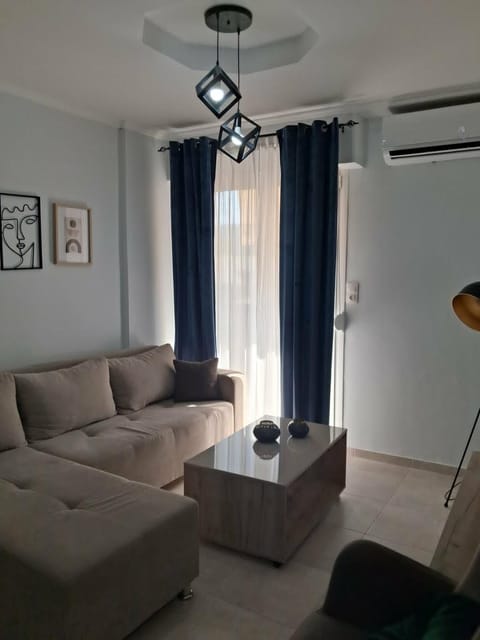 Living room, Seating area, air conditioner