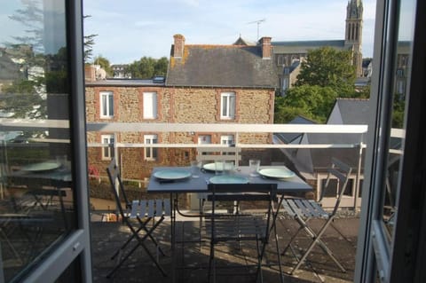 View (from property/room), Balcony/Terrace