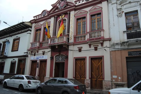 Property building, Facade/entrance