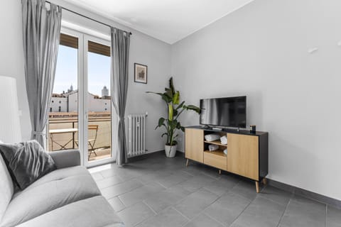 TV and multimedia, Seating area