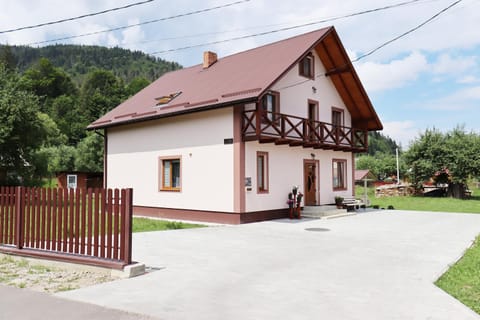 Property building, Spring