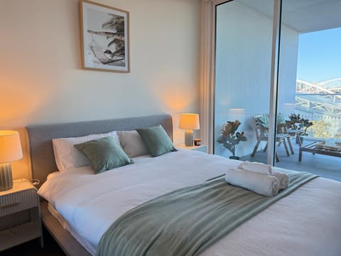 Bed, Natural landscape, View (from property/room), Photo of the whole room, Bedroom