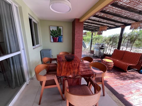 Garden, Dining area