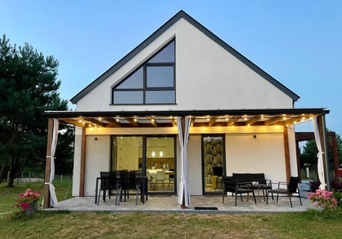 Property building, Garden, View (from property/room), Balcony/Terrace, Garden view