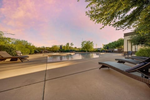 Spring, Day, Natural landscape, Garden view, Pool view, River view, Swimming pool, sunbed