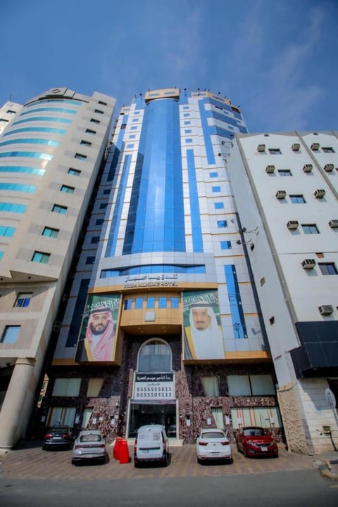 Property building, Day, Location, Parking