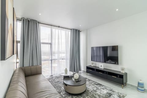 TV and multimedia, Living room, Seating area, Evening entertainment