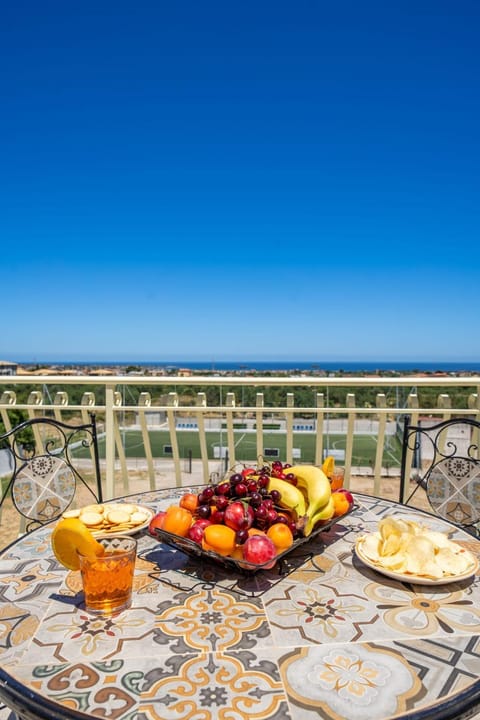 Natural landscape, View (from property/room), Balcony/Terrace