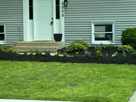 Facade/entrance, Garden