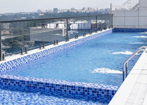Property building, Day, Pool view, Swimming pool