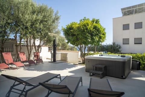 Patio, Garden, Garden view