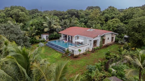 Property building, Garden