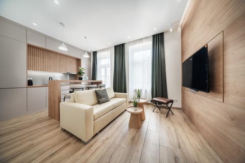 TV and multimedia, Kitchen or kitchenette, Living room, Seating area