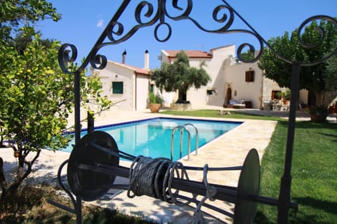 Day, BBQ facilities, Garden, Swimming pool