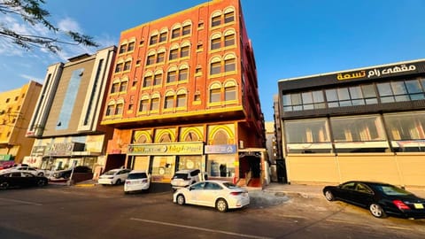 Property building, Neighbourhood, City view, Street view
