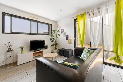 Property building, Living room