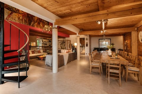 Living room, Dining area