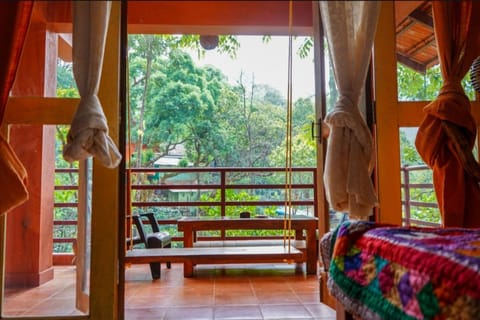 Bed, Natural landscape, Garden, View (from property/room), Balcony/Terrace, Photo of the whole room, Garden view