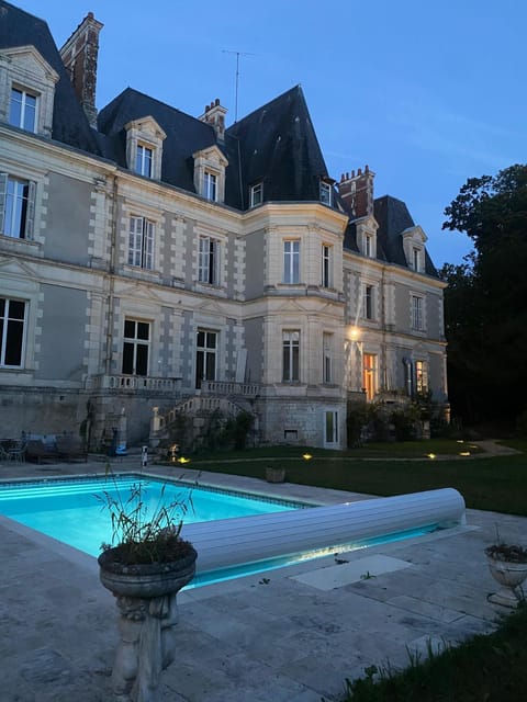 Property building, Night, Pool view, Swimming pool, sunbed