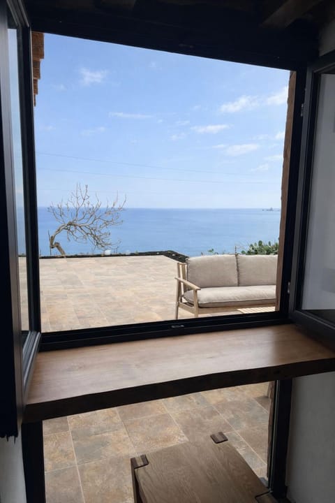 Patio, View (from property/room), Balcony/Terrace, Seating area, Sea view
