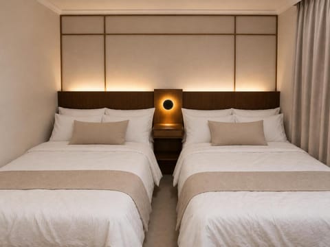 Photo of the whole room, Bedroom, air conditioner