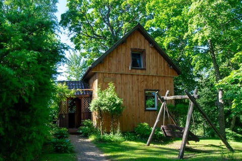 Property building, Spring, Day, Natural landscape, Garden, Garden view