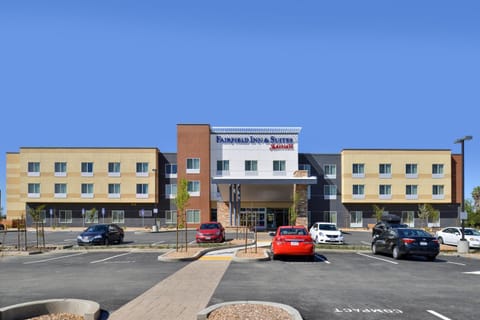 Property building, Street view, Location, Parking