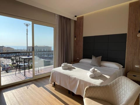 Balcony/Terrace, Living room, Photo of the whole room, Bedroom