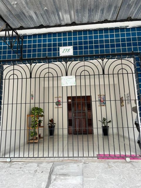 Facade/entrance, Balcony/Terrace