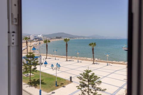 City view, Sea view