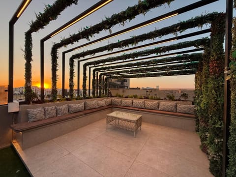 View (from property/room), Balcony/Terrace, Sunset
