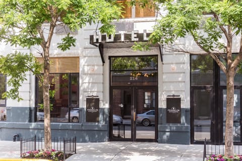 Facade/entrance, Property logo or sign