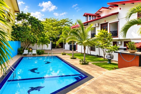 Property building, Swimming pool