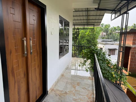 Property building, Balcony/Terrace
