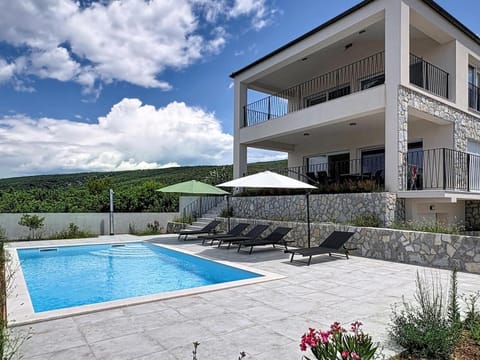 Garden, Sea view, Swimming pool